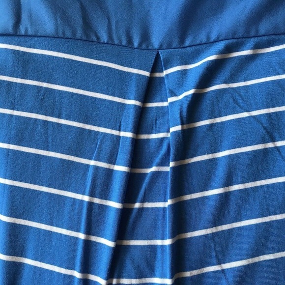 Adrienne Vittadini Blouse SzL Blue Stripe Contrast Yoke Cap Sleeves Pleat Back - Picture 5 of 8